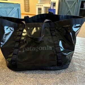 Patagonia Black Hole 61 L Gear Tote